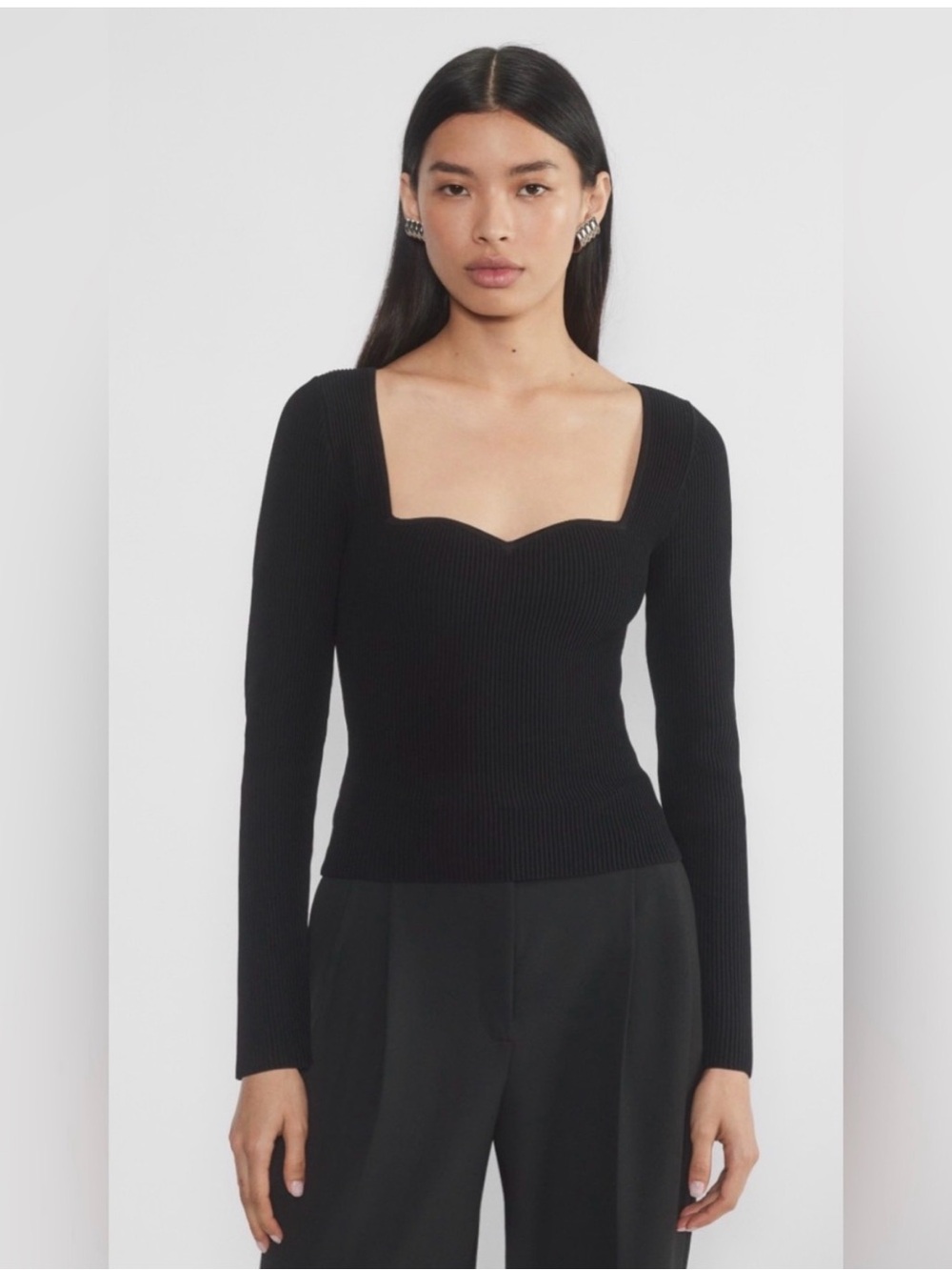 ARITZIA - Black Ribbed Sweetheart Neck Long-Sleeve Top (Size S)